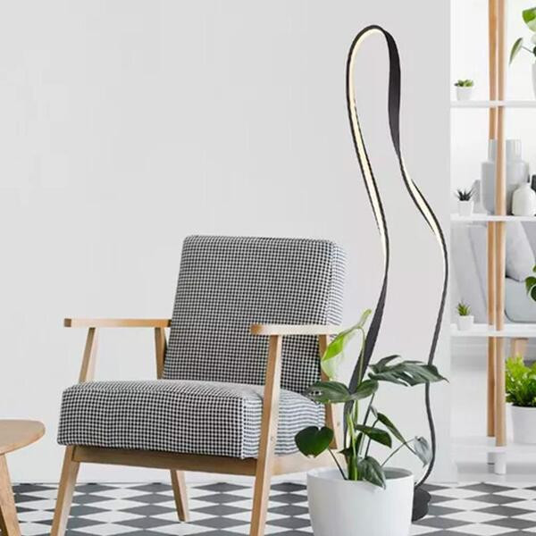 COLUNA FLOW PRETO (C)32CM (L)23CM (A)148CM 1X35W 3000K 1800LM - SB005